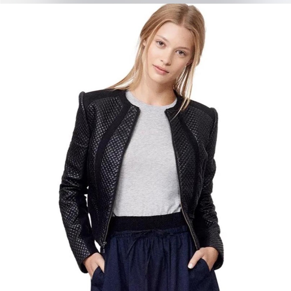 BCBGMAXAZRIA Kate Moto Jacket in Black. Size XS.
Faux leather